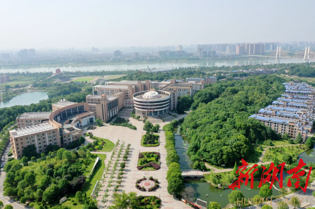 《贝博艾弗森代言体育官网章程（2023年修订）》获省教育厅核准通过